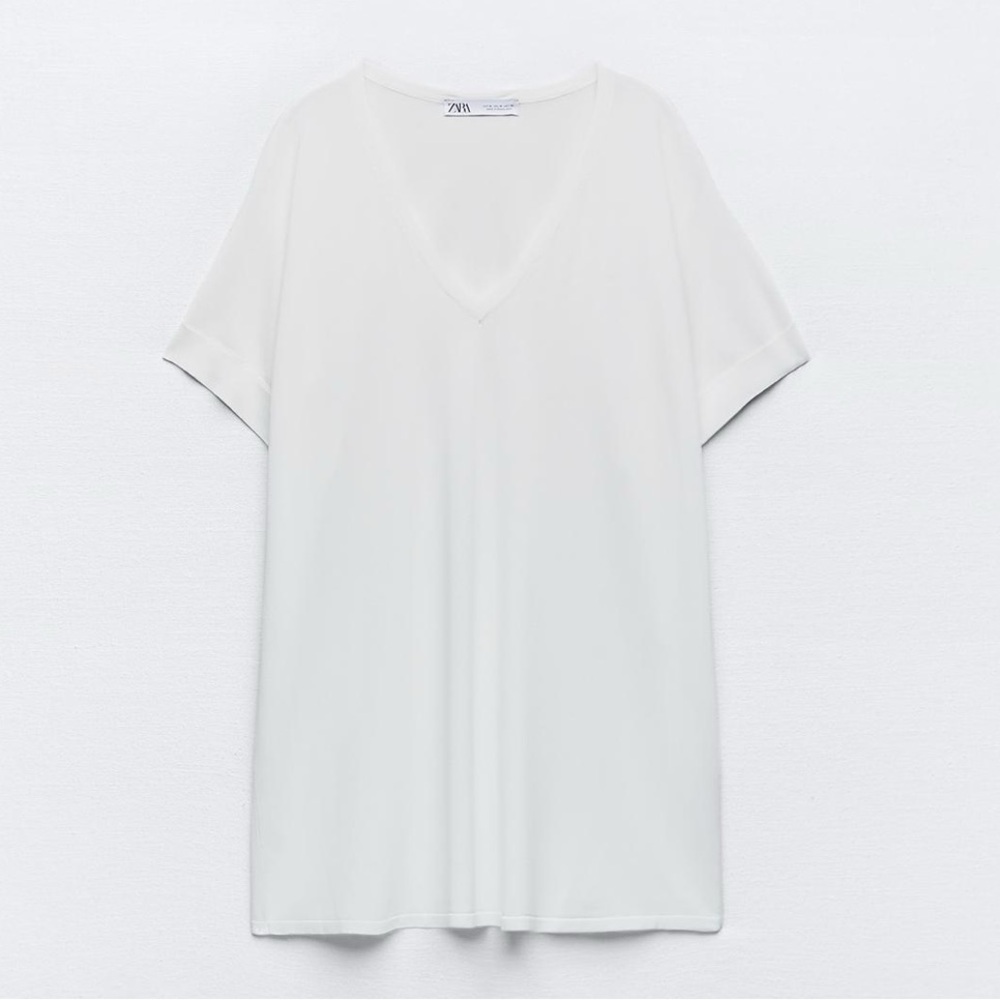 Zara Classic White V-Neck Tee